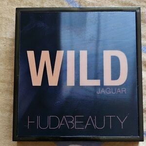 Huda Beauty Wild Jaguar Eyeshadow Palette